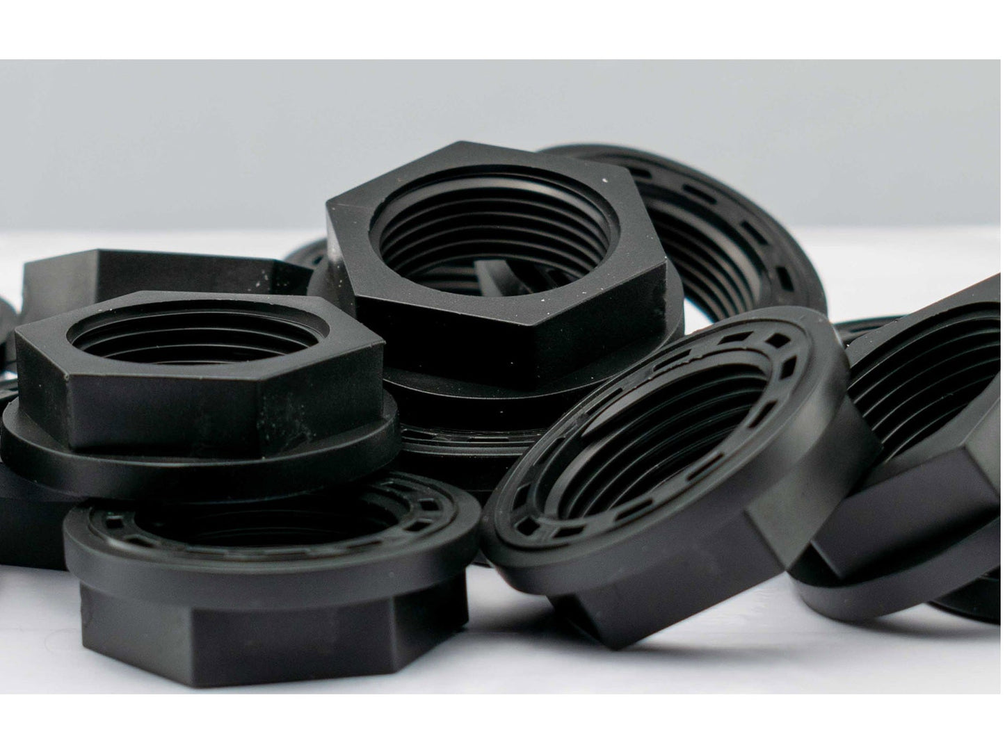 1.5" BSPP back nut, black hex with internal threads