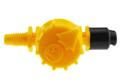 Yellow 90° jet sprinkler head with embossed logo and black hose end