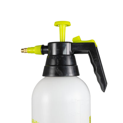 Aqua Spray 1.5L hand sprayer with trigger handle and yellow stem