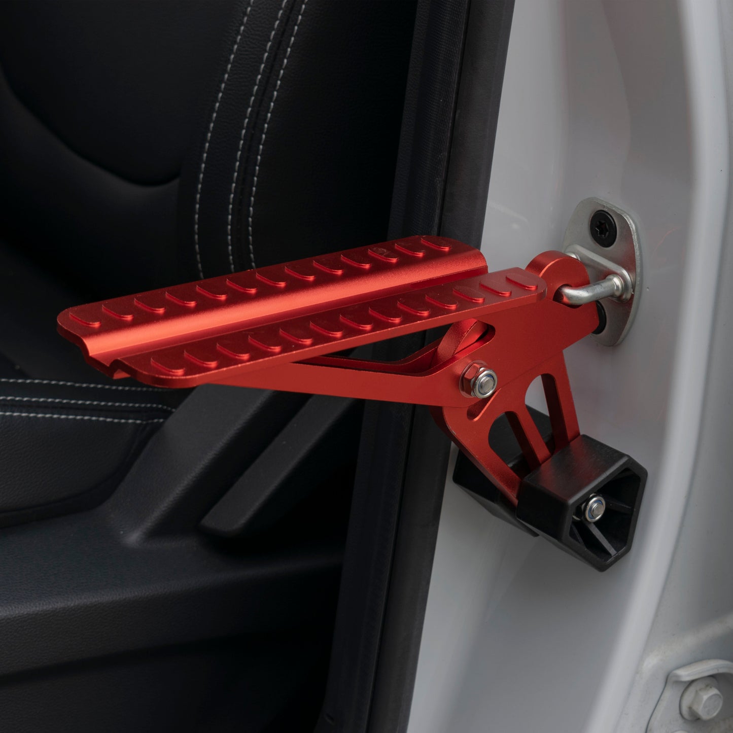 Car Door Step Type D orange, seitliche Ansicht mit Befestigungsbügel und Trittfläche