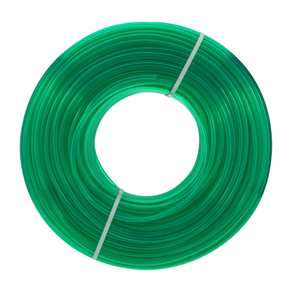 Grüne PVC-Rohrspule im Ring, Innenseite sichtbar, weißer Spanngurt