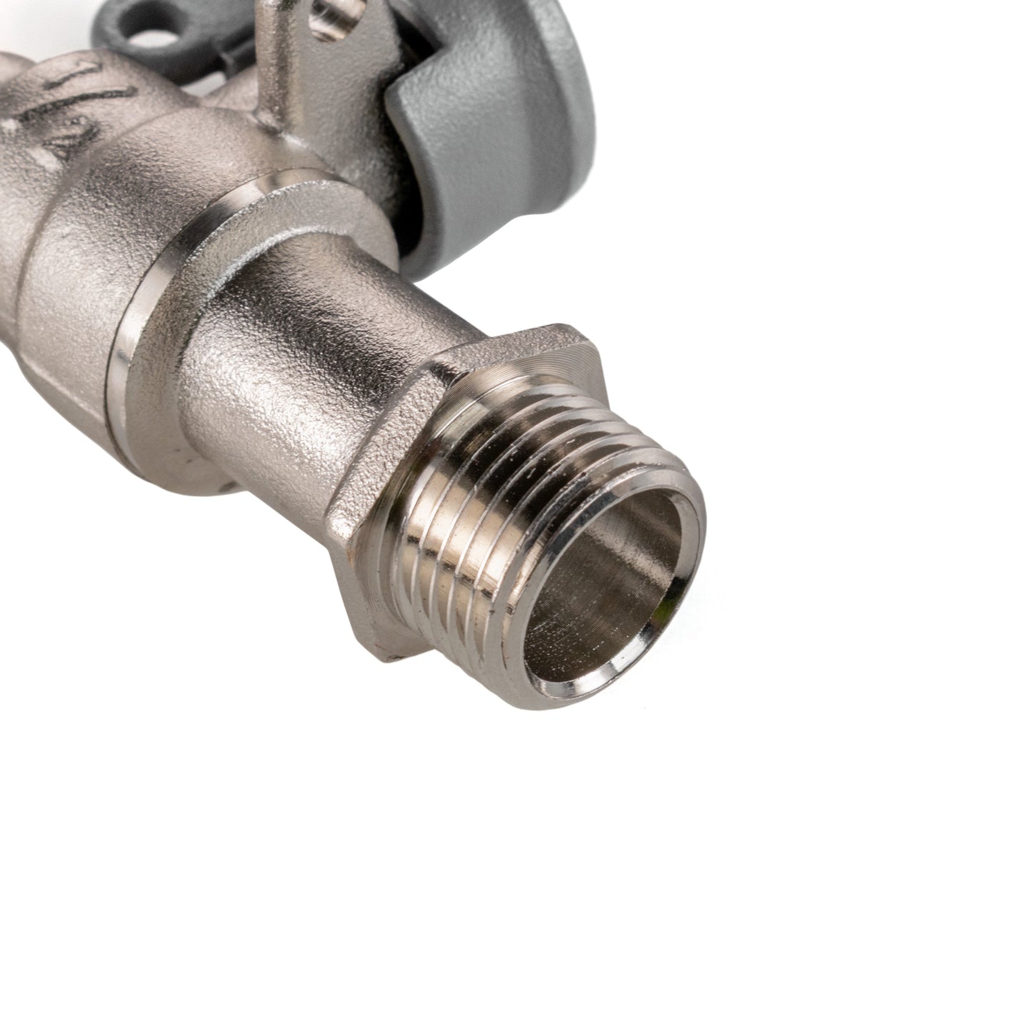 Close-up of 1/2" BSPF threaded metal end on lever tap, 20mm kit