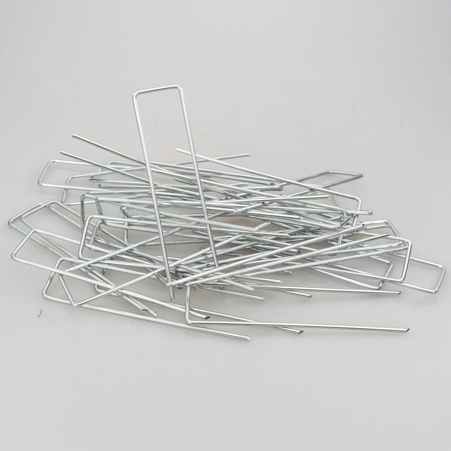 Weed control membrane pegs, 6 in/150 mm, metal U-stakes with washer heads