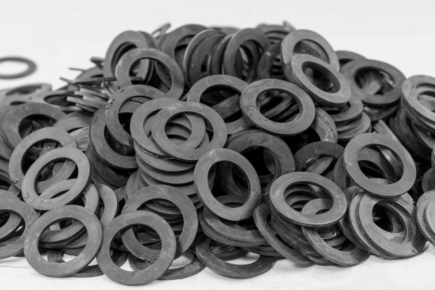 3/4" BSPF back nuts with washers, hex shape, threaded holes, black